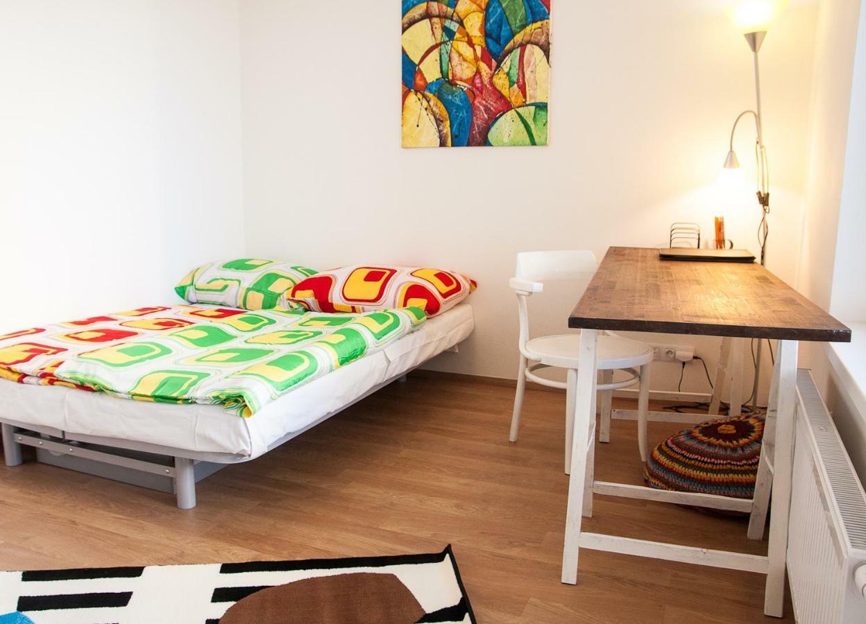Prostorny 3 Pokojovy Apartman S Dvema Terasami ปราก ภายนอก รูปภาพ