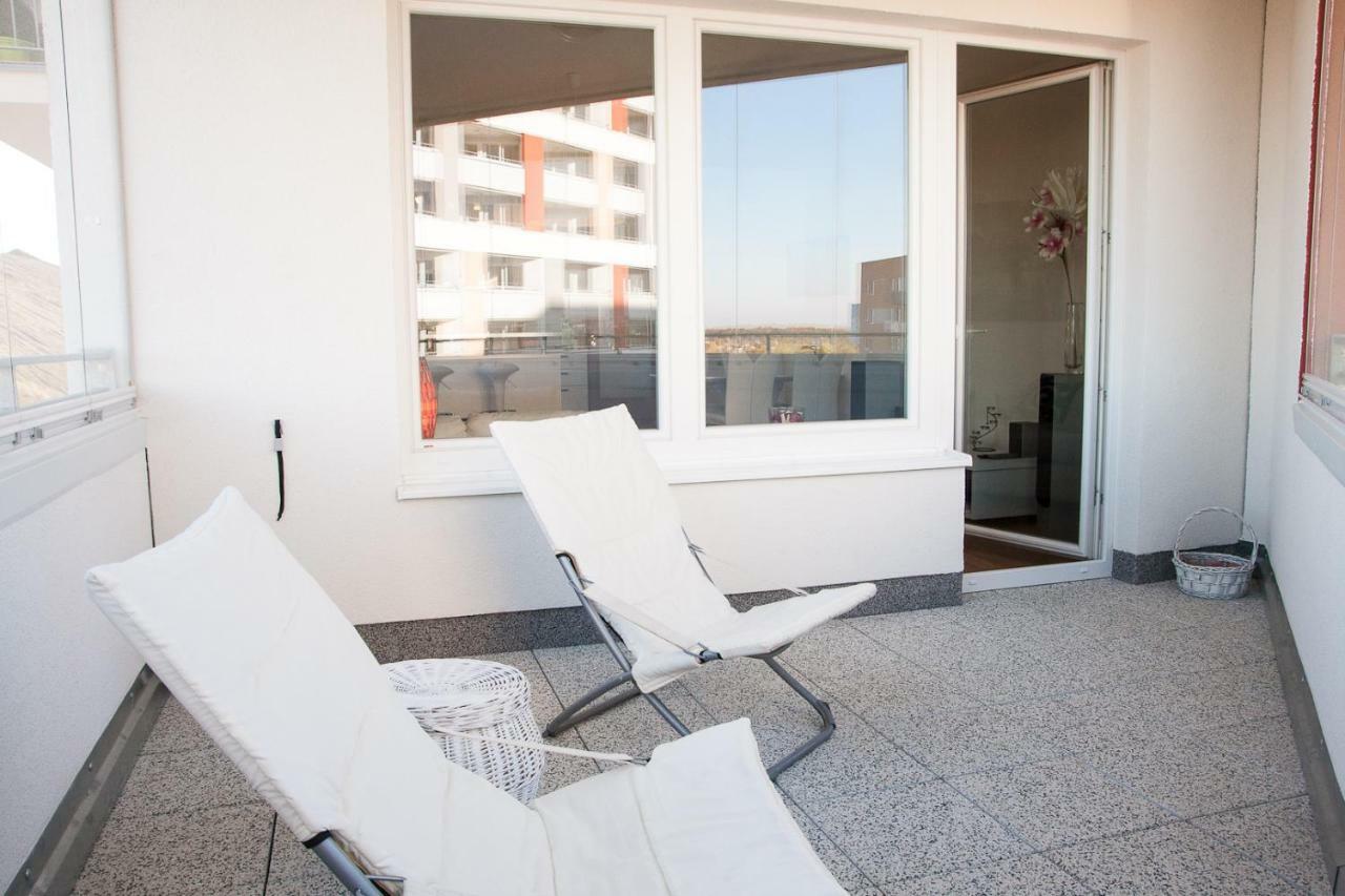 Prostorny 3 Pokojovy Apartman S Dvema Terasami ปราก ภายนอก รูปภาพ